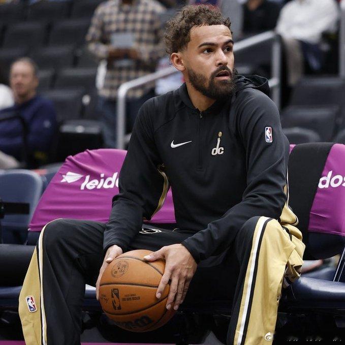 奇才锁定联盟倒数第一摆烂大战奇才笑到了最后 NBA常规赛倒数第二场，奇才在主场没