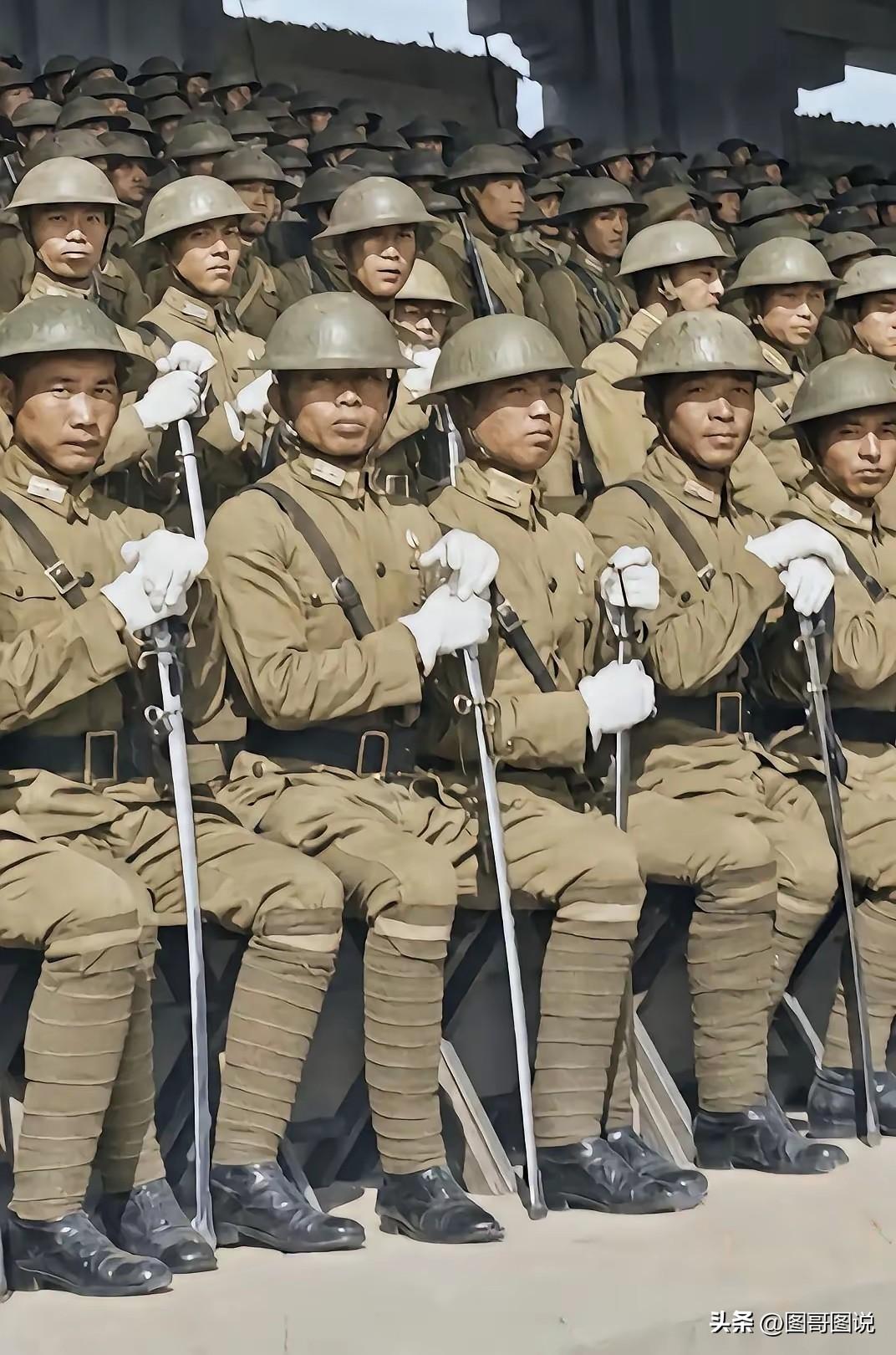 看到这张照片，不禁让人热血沸腾，这才是真正的广西狼兵，1937年淞沪会战爆发后，