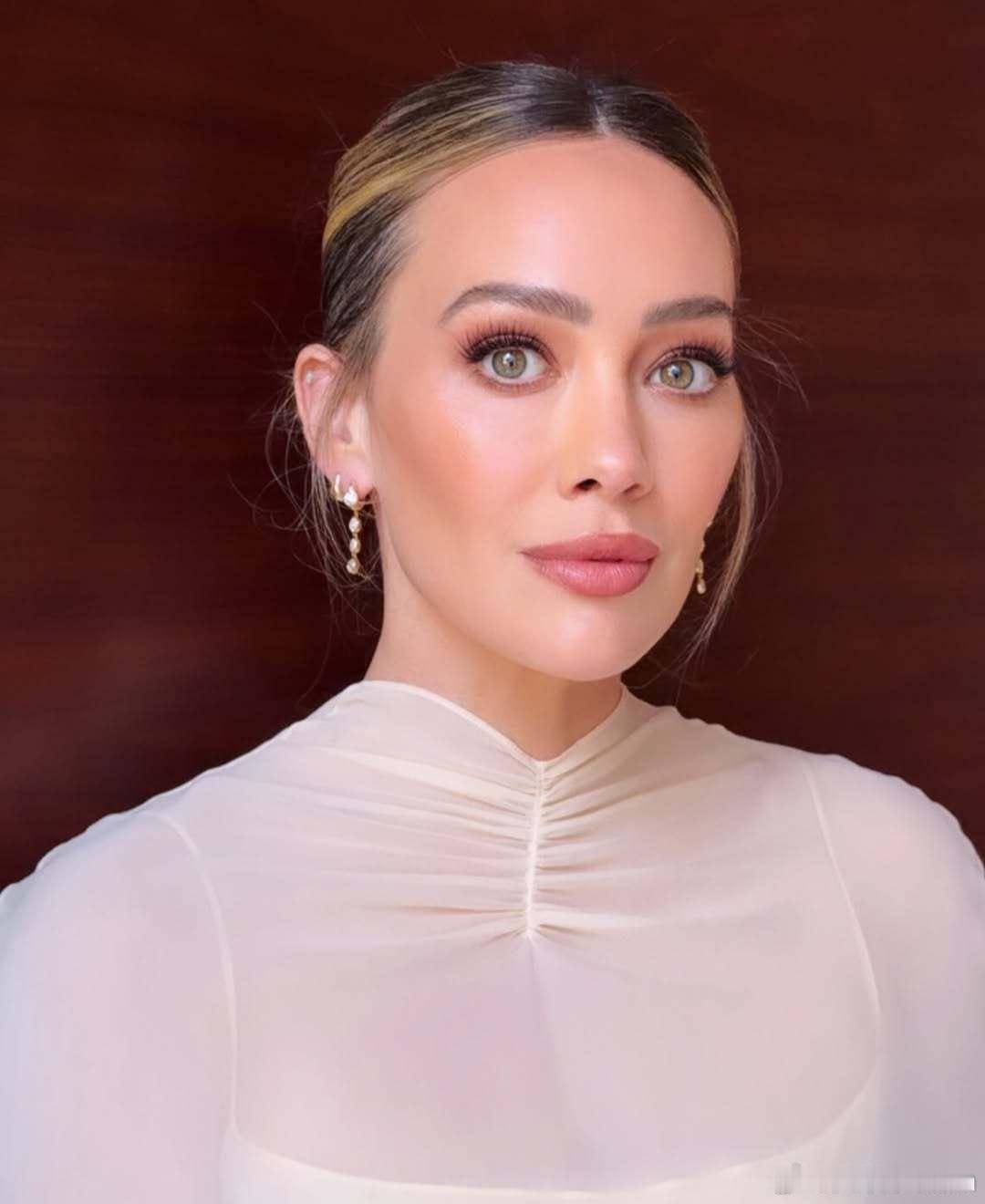 Hilary duff希拉里达芙出席《时代》杂志举办的2026年百大影响力人物庆