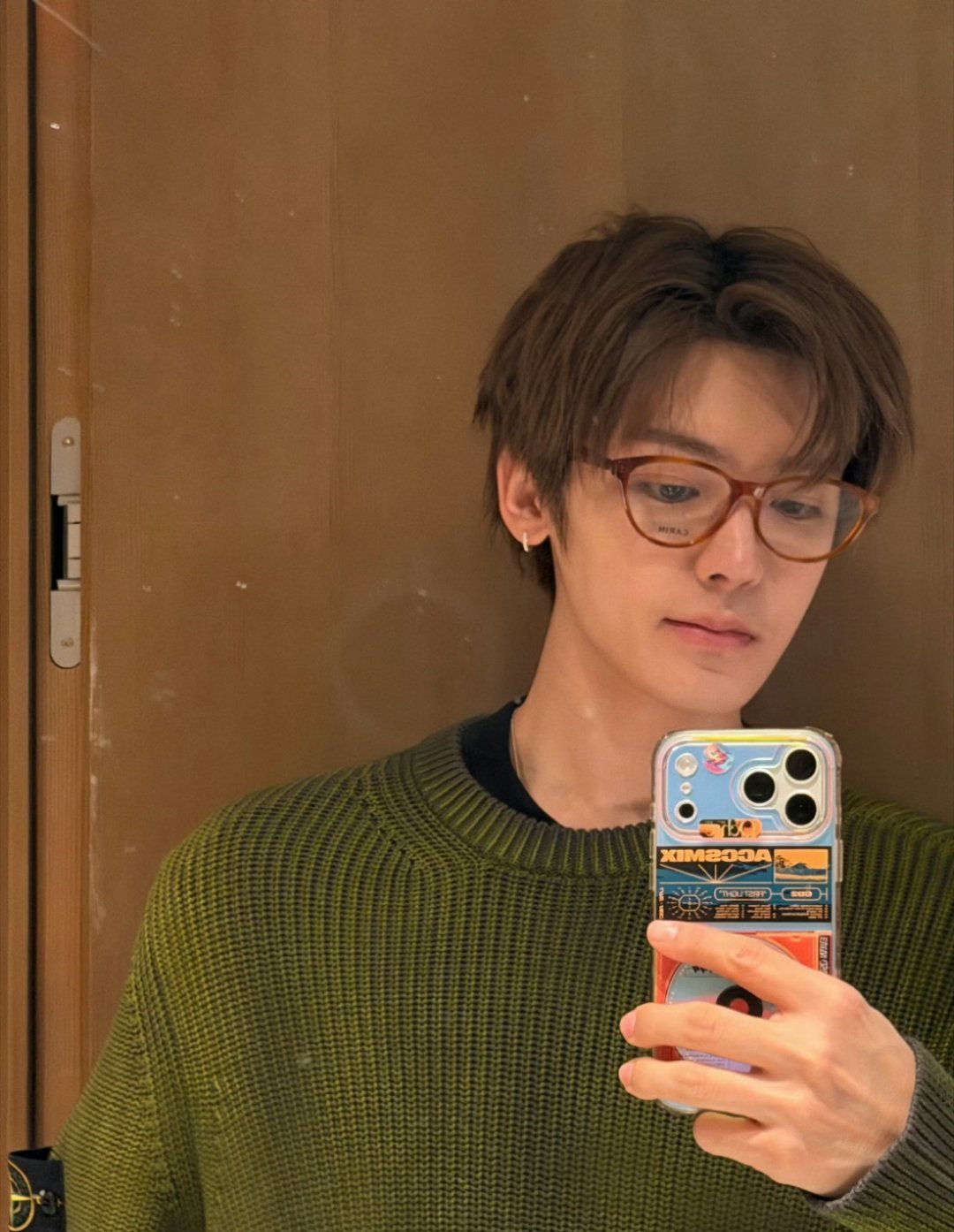 小侯好好休息呀太期待侯明昊的演出了