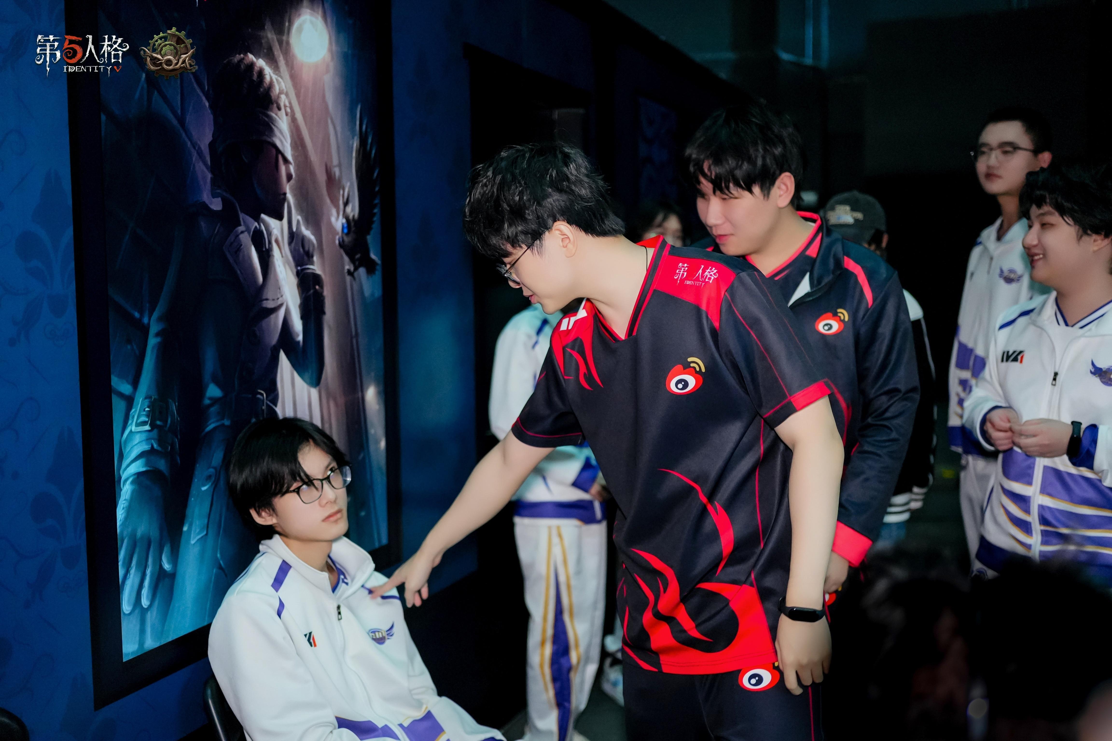 第五人格赛事[超话] 指指点点[思考][思考]GW对战WBGcoa8预选赛前线营