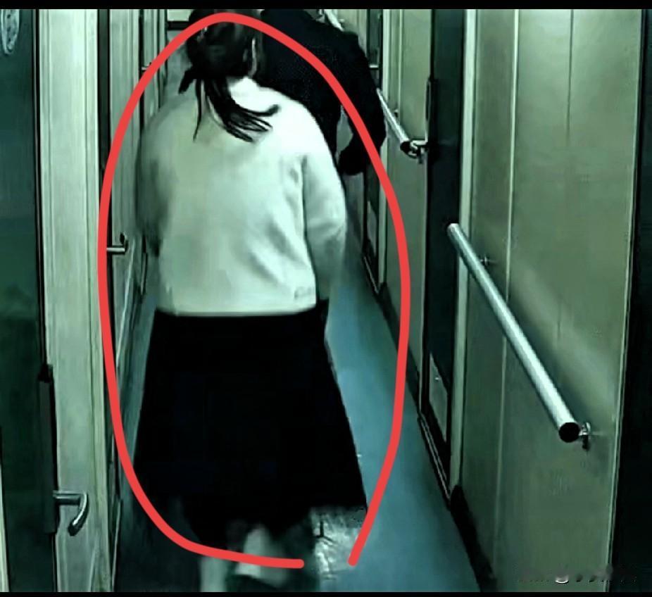 1千万保险费让46岁女子意外身亡，丈夫异常举动牵出高额保费的内幕
 
2021年