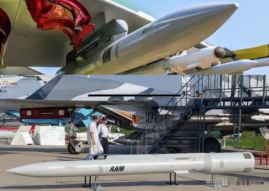 中俄轰炸机航母三面合围琉球，日本破防：这是以牙还牙！

12月9日，中俄轰炸机编