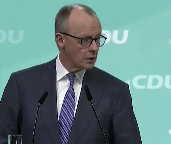 德国总理墨茨3月13日表示，任何时候放宽对购买俄罗斯石油的决定都是错误的，对于美