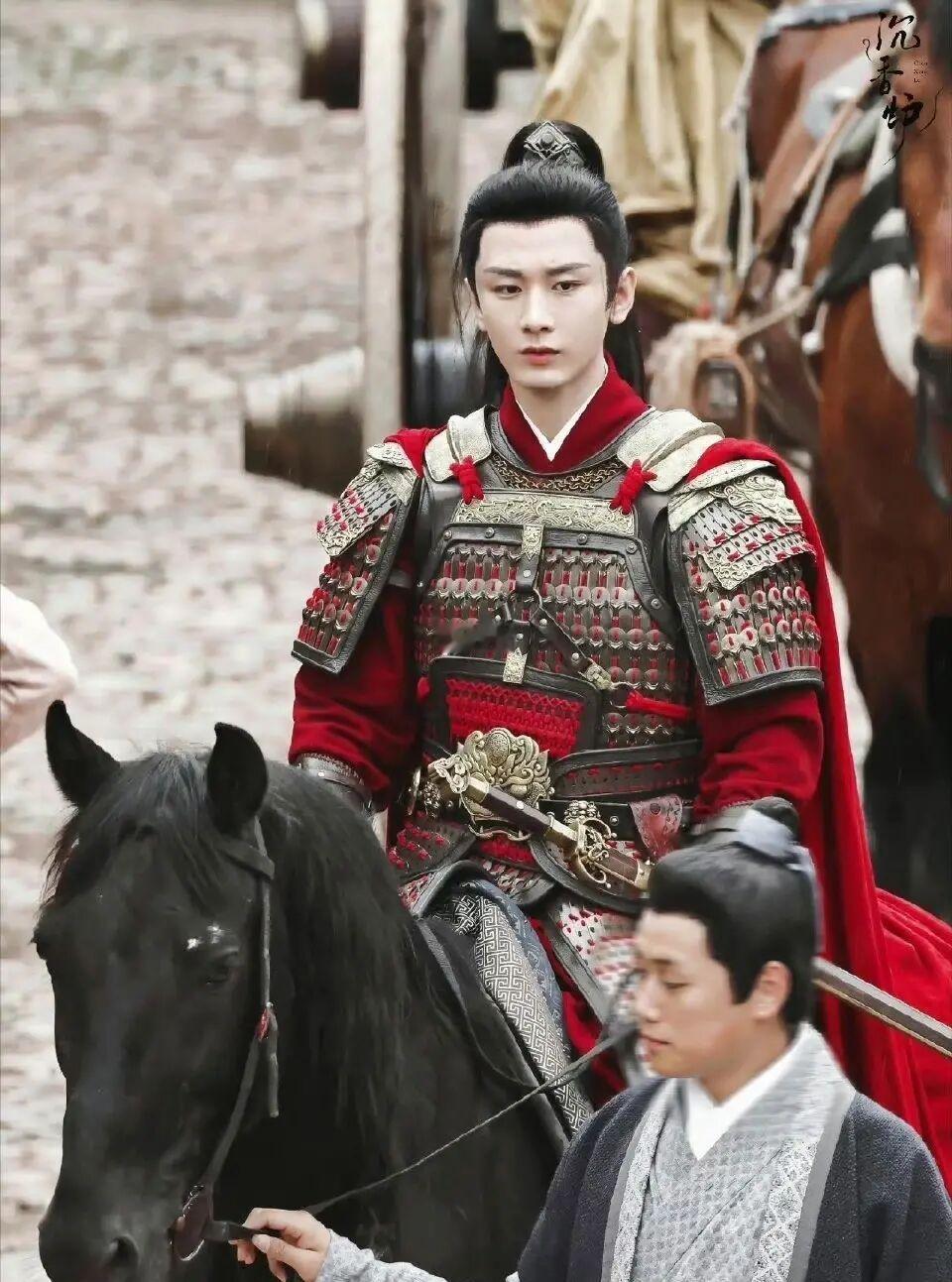 斥资3亿❗成毅新武侠剧❗全员熟人❗太帅了