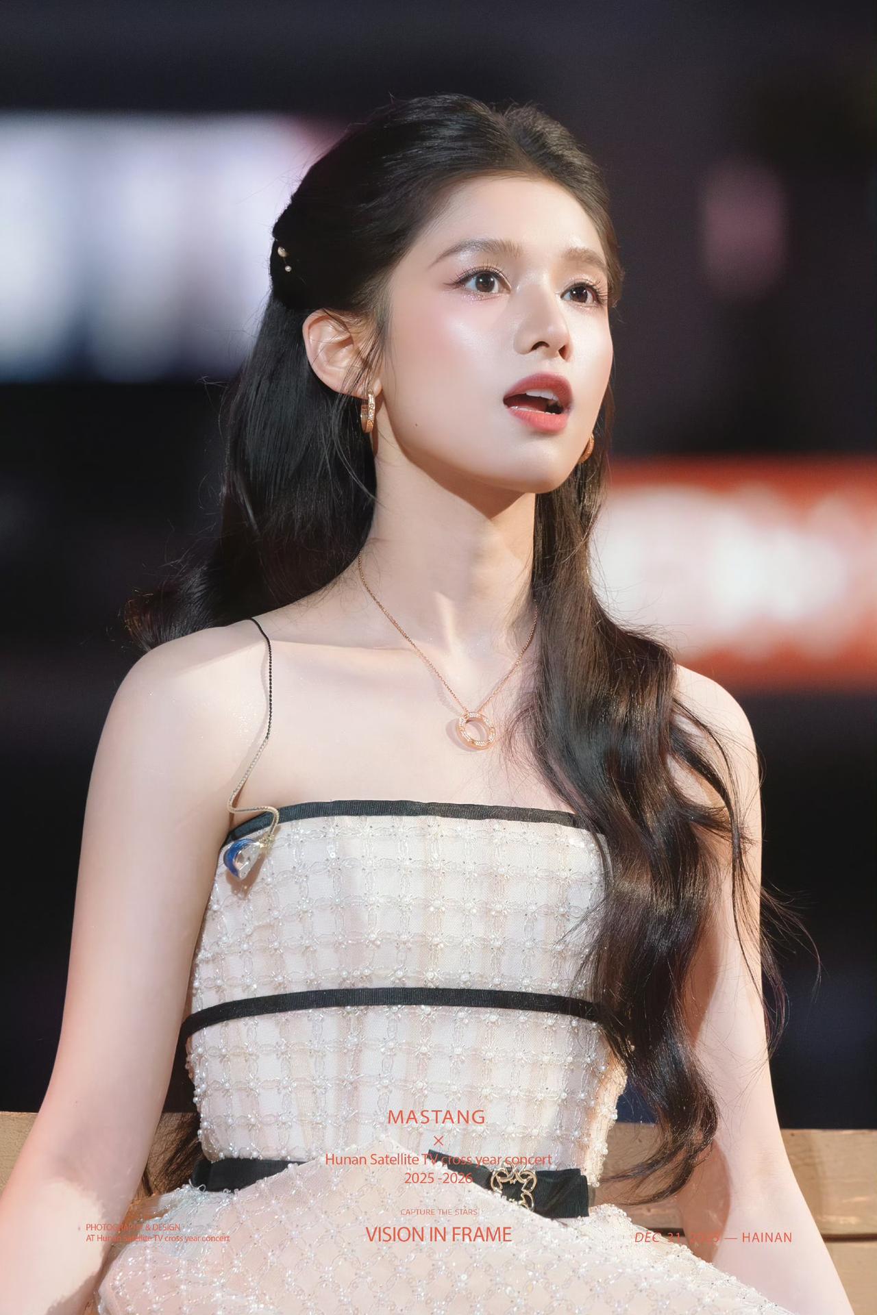 如此美丽的张婧仪 [爱慕]