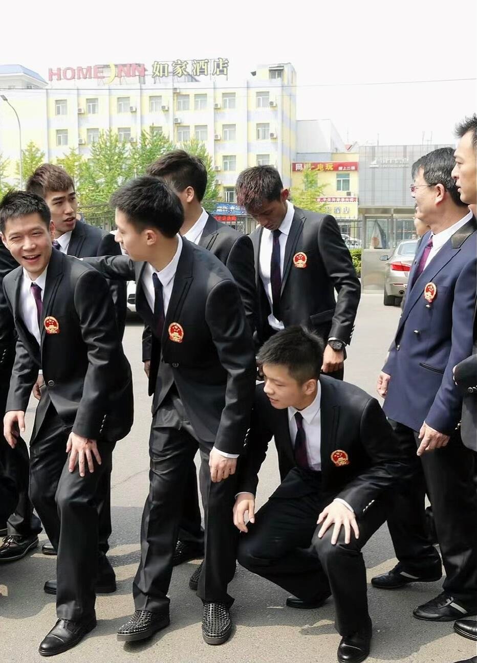 从小帅到大的娃