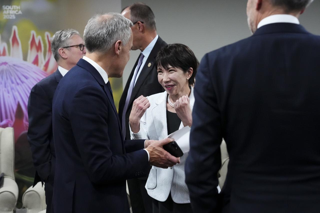 高市早苗的尴尬，被《纽约时报》点破了。《纽约时报》11月24日发文说：“中日之间