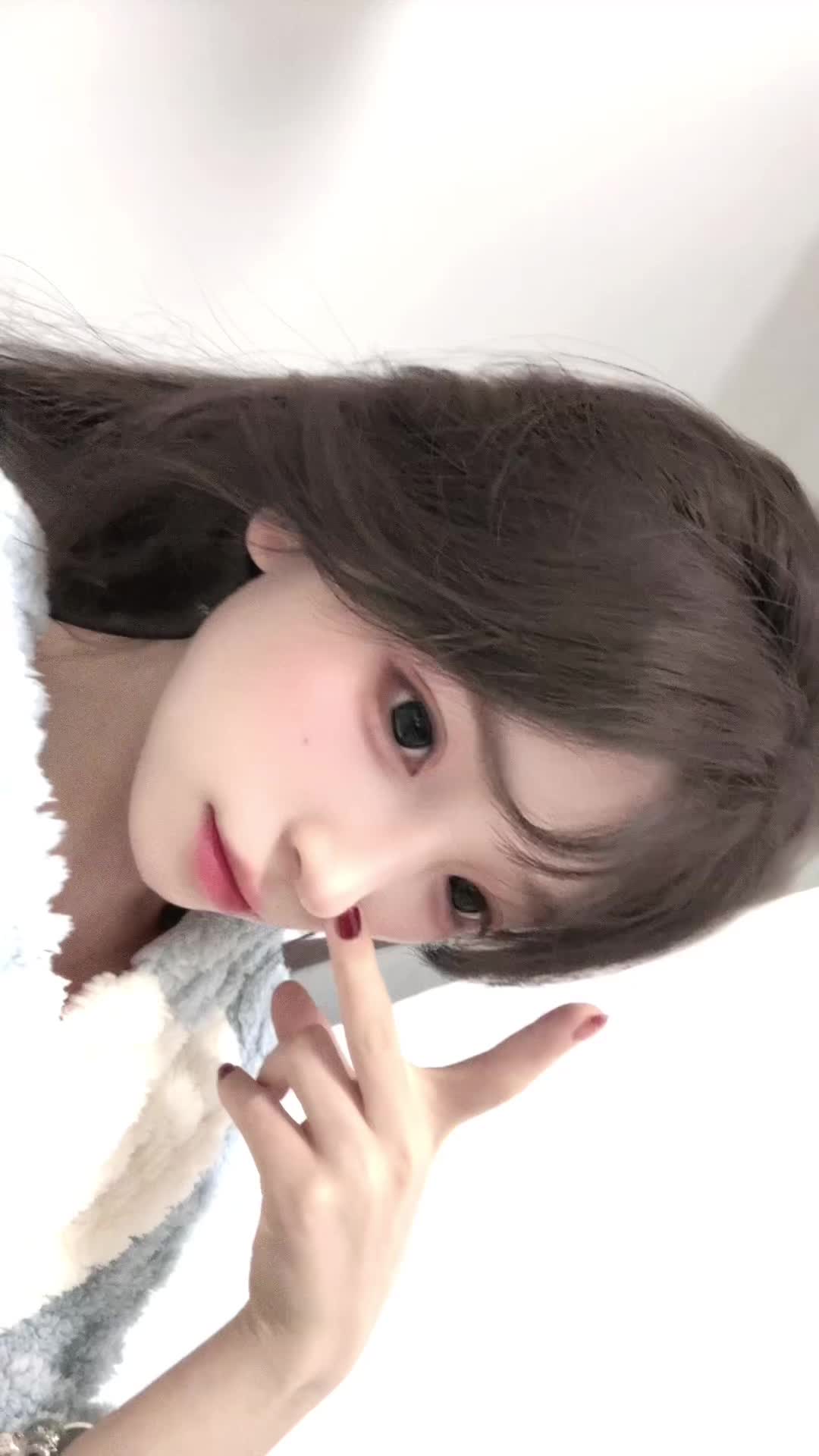 没有我的直播也要开心哦，乖乖等我回来ฅ₍ᐢ⸝⸝› ̫ ‹⸝⸝ᐢ₎ฅ˒˒