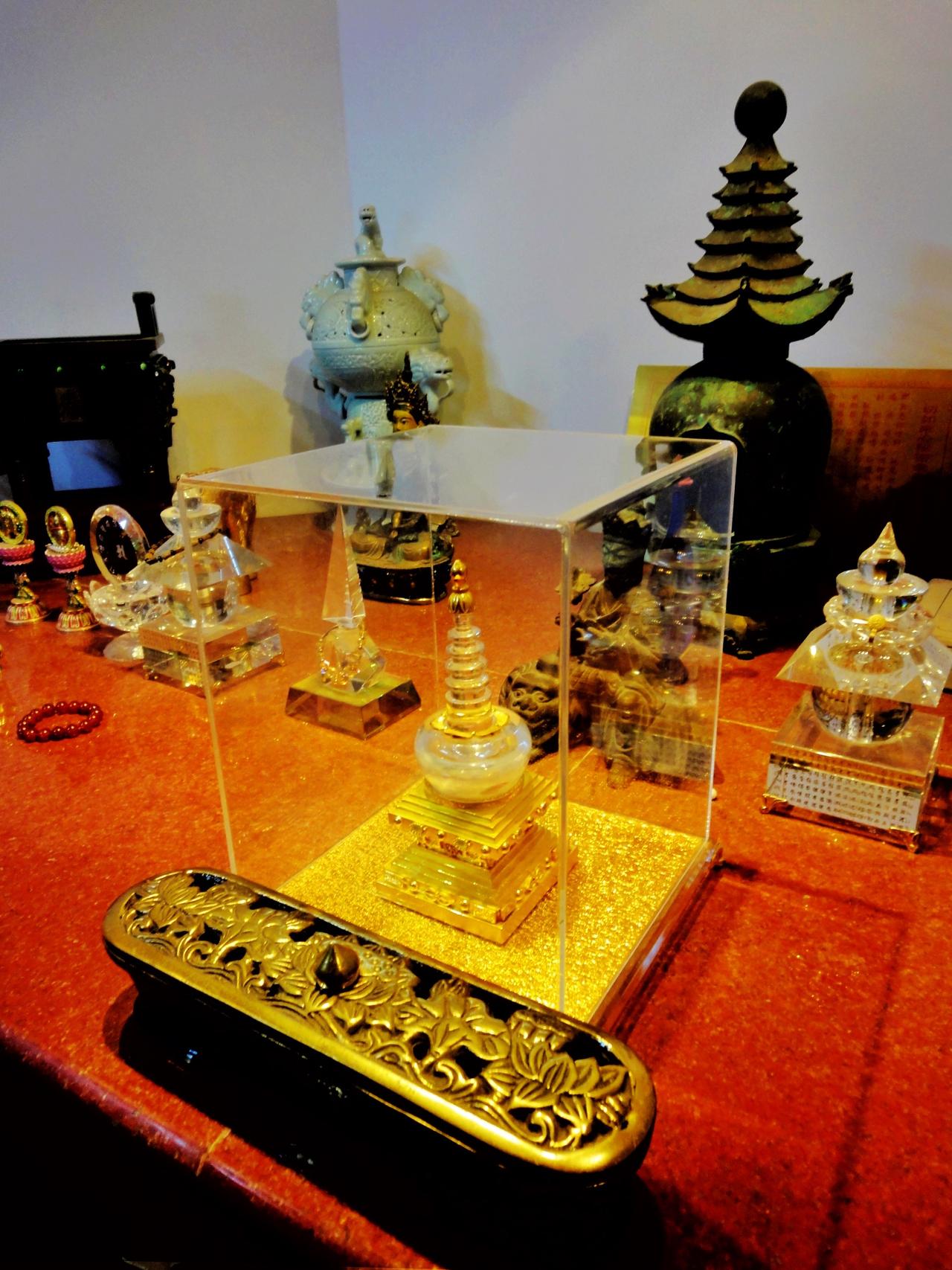 虽然我没办法亲自去法门寺“打卡”，但法门寺可是大名鼎鼎！它承载着深厚历史文化与宗