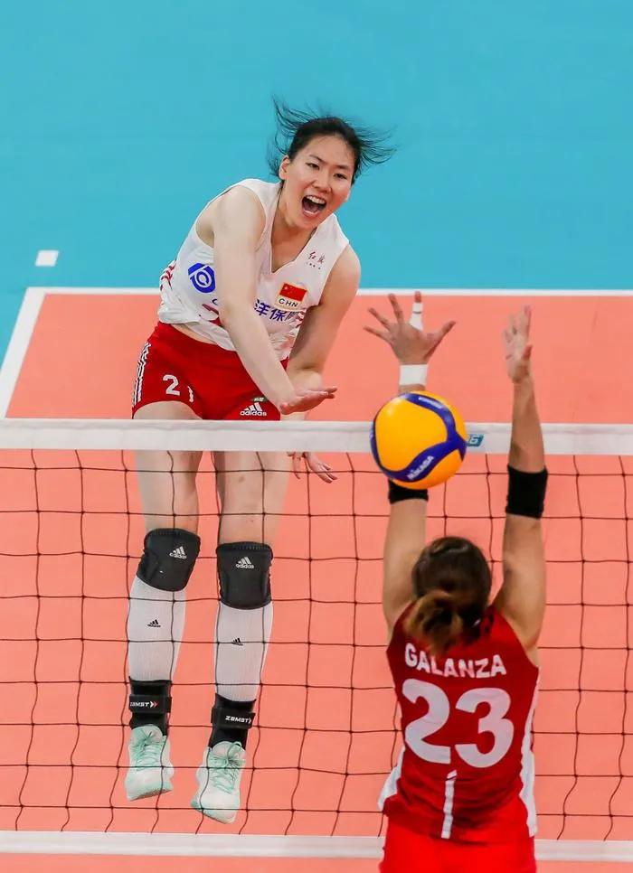 9月5日19时，中国女排将要和将要和越南女排对阵，争夺一个亚锦赛决赛名额。想要冲