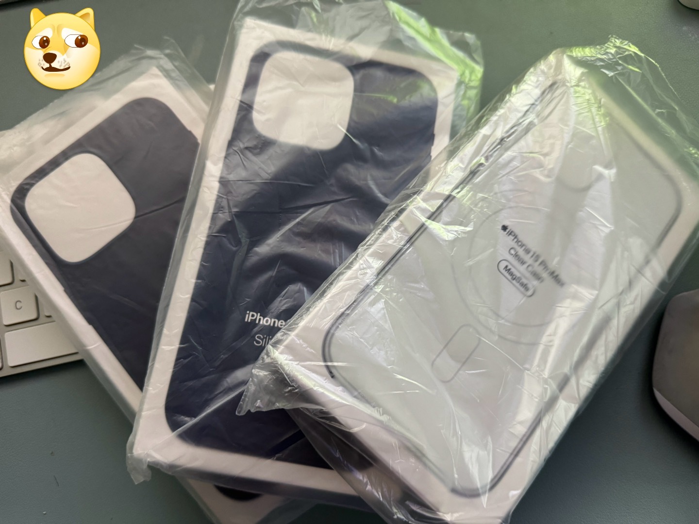有个老哥这么喜欢风暴蓝吗[doge]两个月前下单了四个，今天又下单了两个，免费给