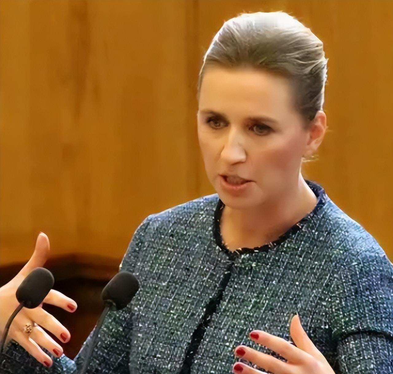 丹麦不想失去格兰陵岛，找英国不行，德国不行，找欧盟也不行，北约也不行，感觉只有找