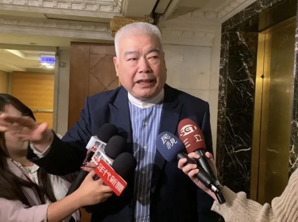 国民党内斗“大戏”不断，黄复兴裁撤真相何时明？

国民党内军系团体活动上，前黄复