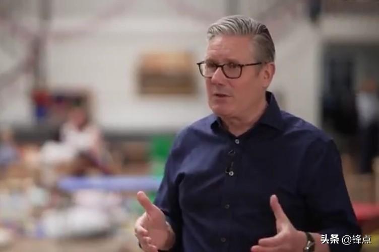 斯塔默已经不接特朗普的话茬儿了。

近日，英国首相斯塔默在接受新闻采访时说：“特