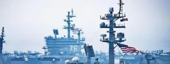 军事专家戴旭说过，“中国的军舰拦截美国军舰的时候，很多人害怕，我不知道害怕什么！
