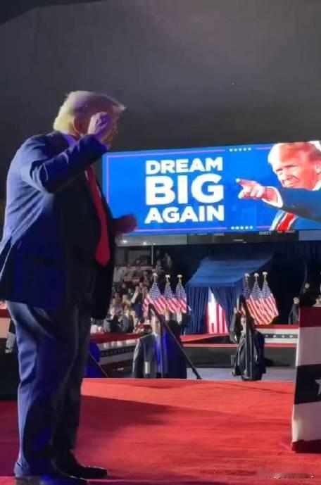 一帮强盗不是因为穿上西服打上领带就变成文明人了！别因为他们手捧圣经就是圣人，手捧