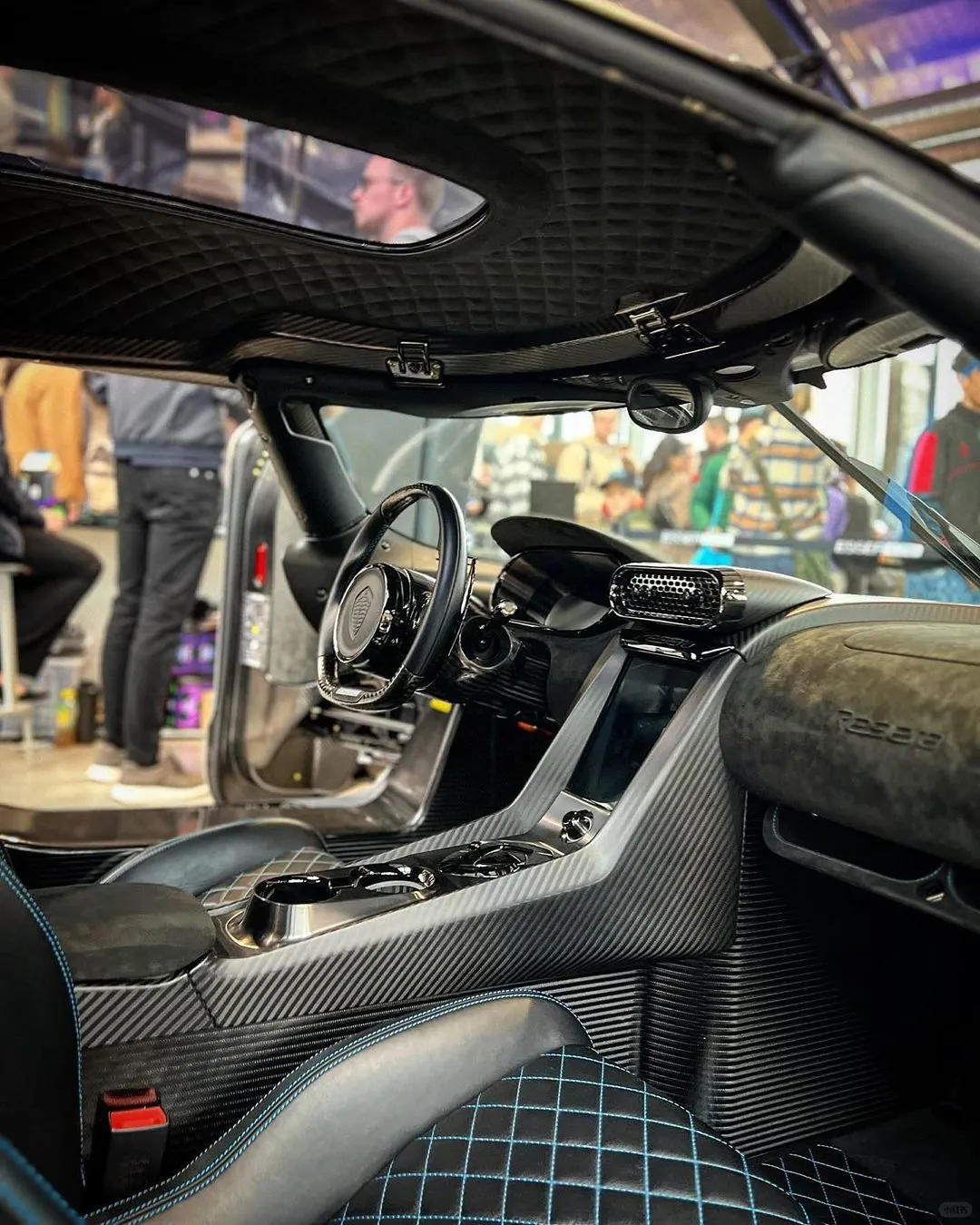 Regera with high-downforce package