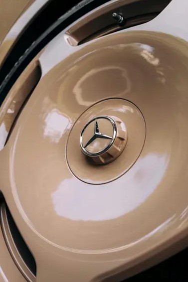 百年传承的奔驰迈巴赫，从不只是一辆车，更是成功人士的身份图腾,生活方式的终极表达