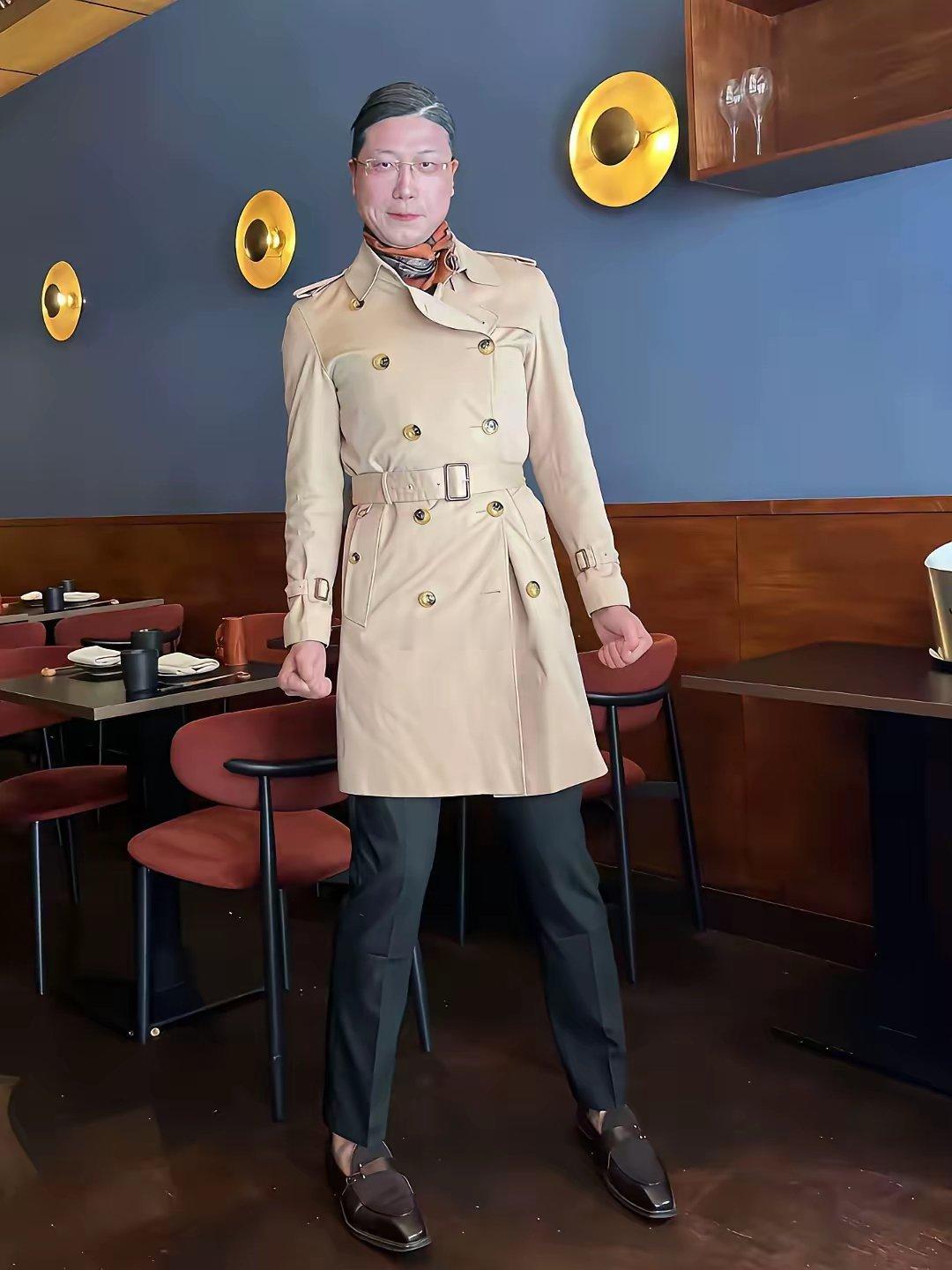 大家还记得人类高质量男性吗？这家伙又出来了，不过模样变化挺大，现在像一个大姨