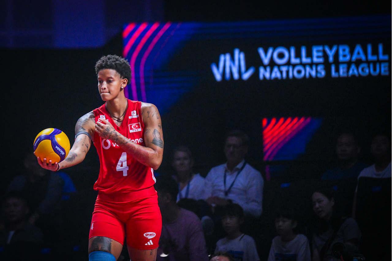 ⚡️ 瓦尔加斯对阵中国队的最近五场比赛数据💥 2026年世界女排联赛半决赛（3