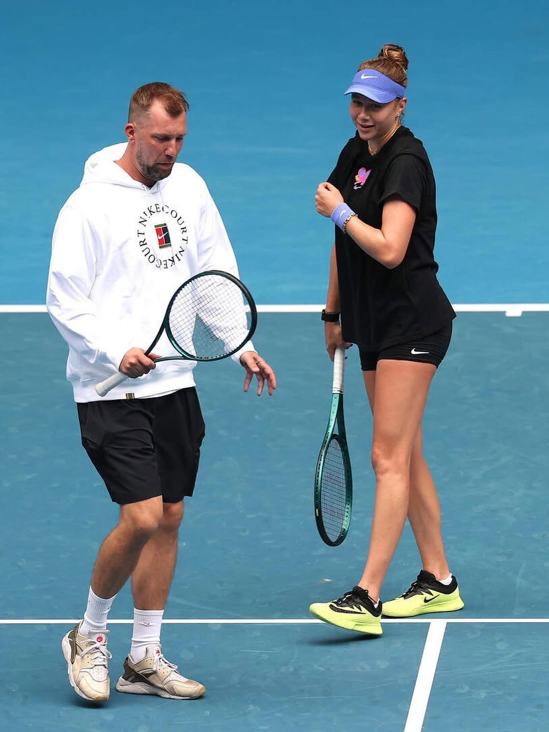 Breaking：世界第六阿尼西莫娃通过社交媒体宣布，与教练弗莱斯豪尔斯结束合作