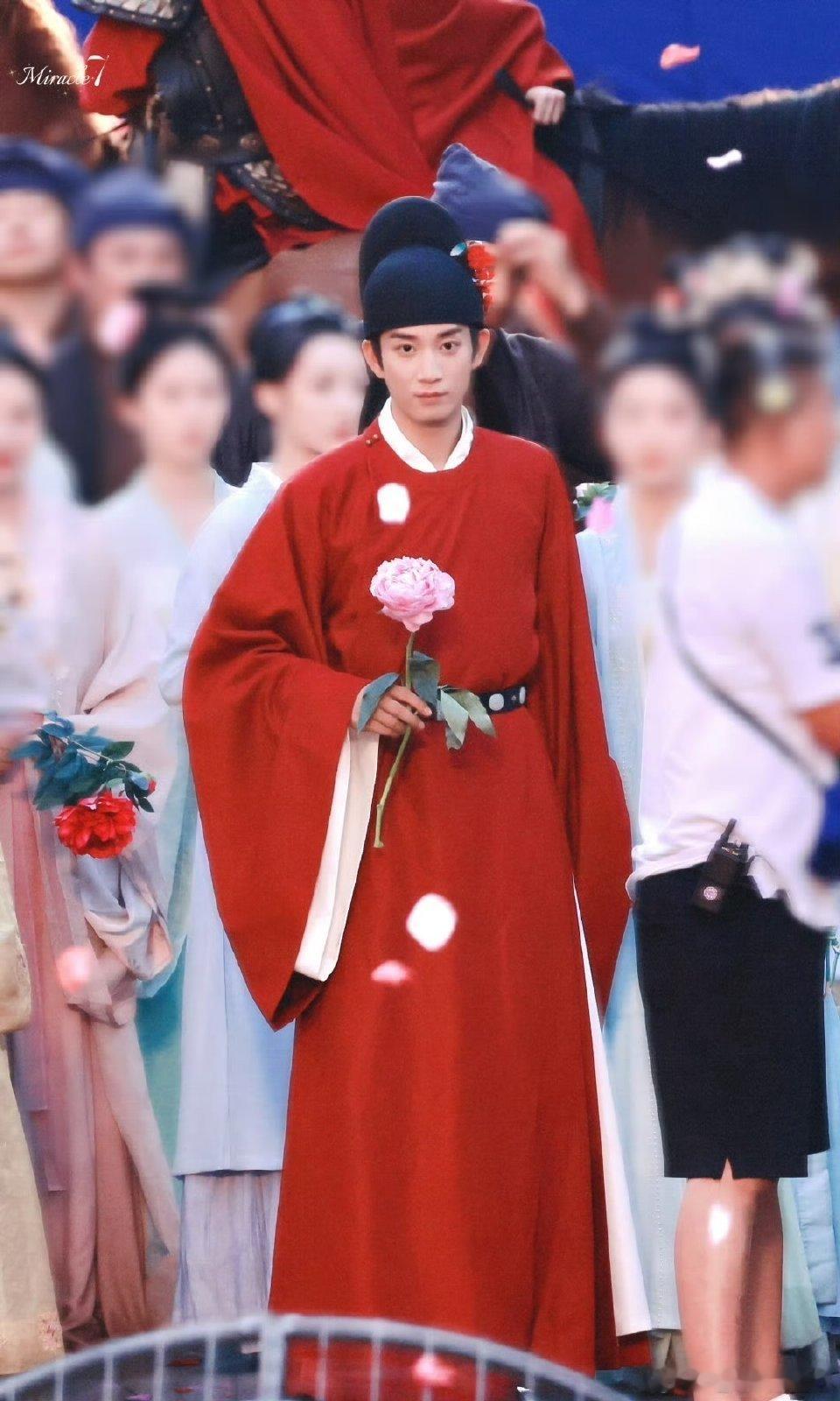 王子奇卢昱晓摸头对望那一下榜上佳婿新科状元VS千金小姐 《榜上佳婿》中的各种CP