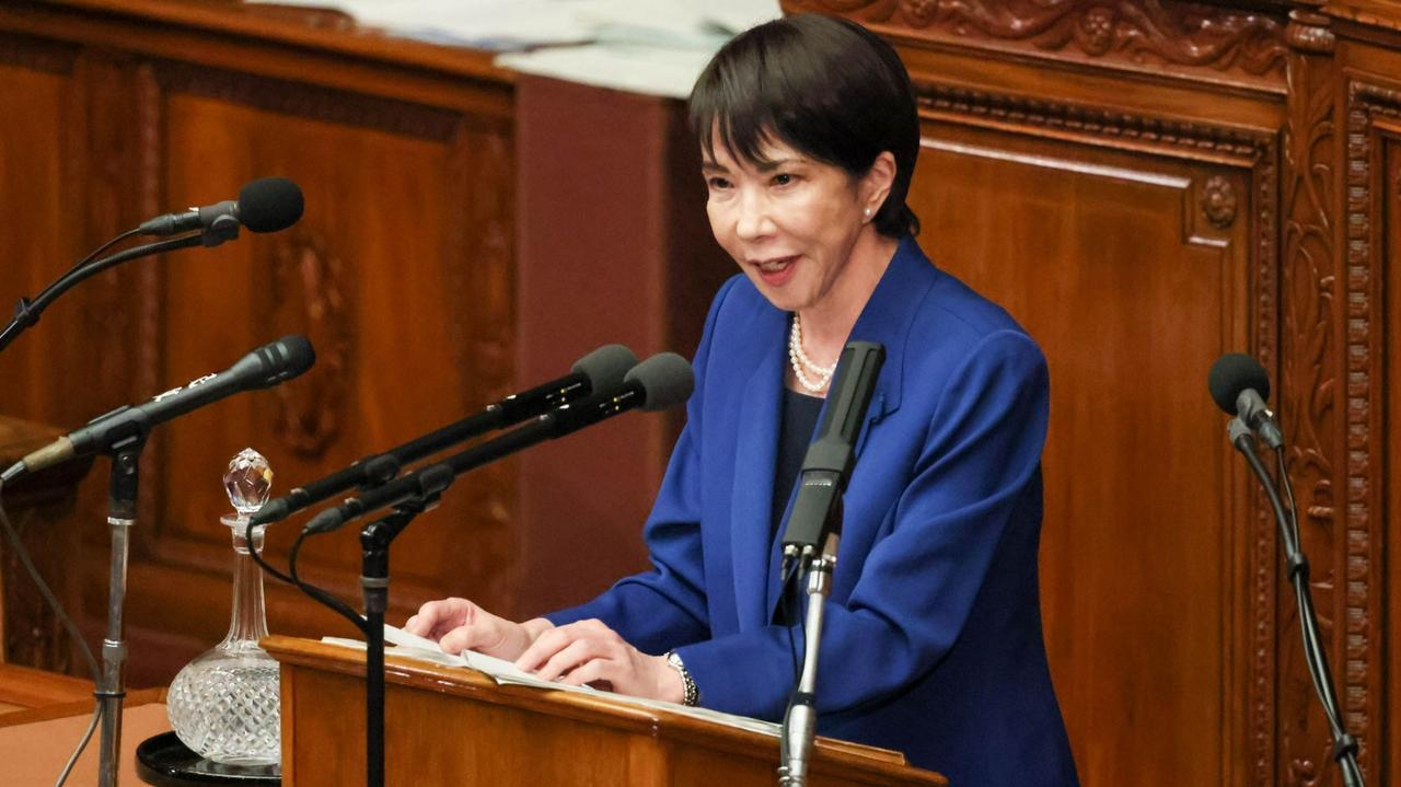 美国在东亚最愚蠢的做法是，把“日本鬼子”引入和中国的对抗。这样造成的结果是，中国