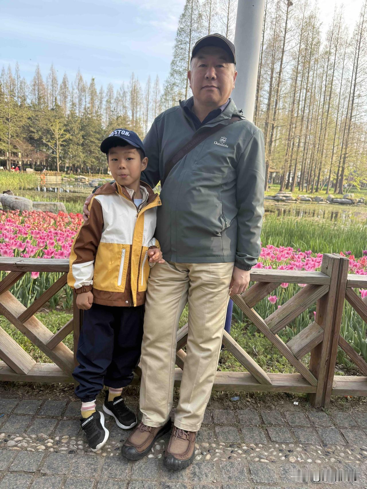 这些年自己的变化这些年自己随着年龄增长身体越来越有点力不从心了，行动也不是那么快
