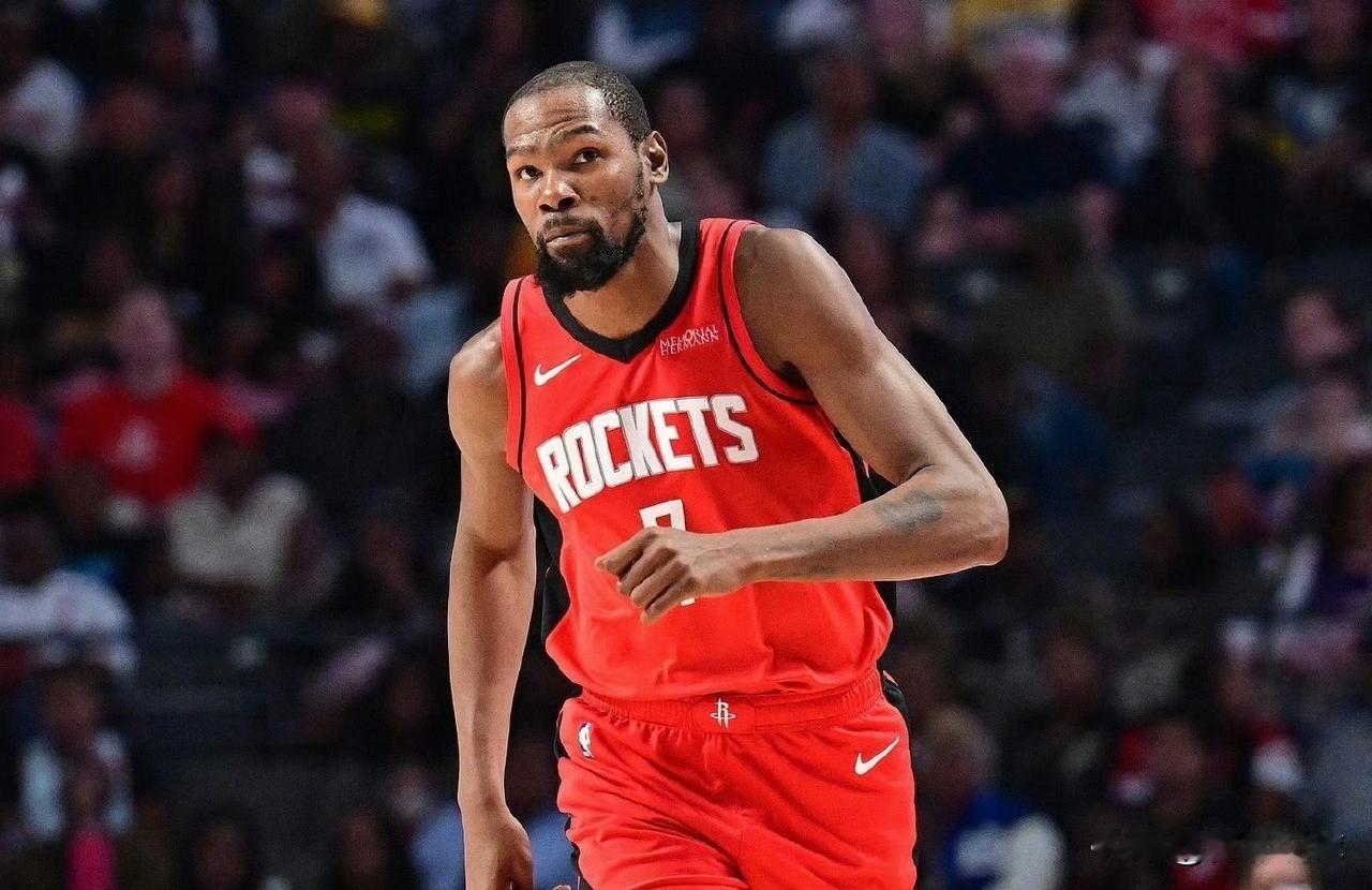 杜兰特又跳进了一个坑啊！

今天，杜兰特连续在常规赛、加时赛最后时刻错失绝杀投篮