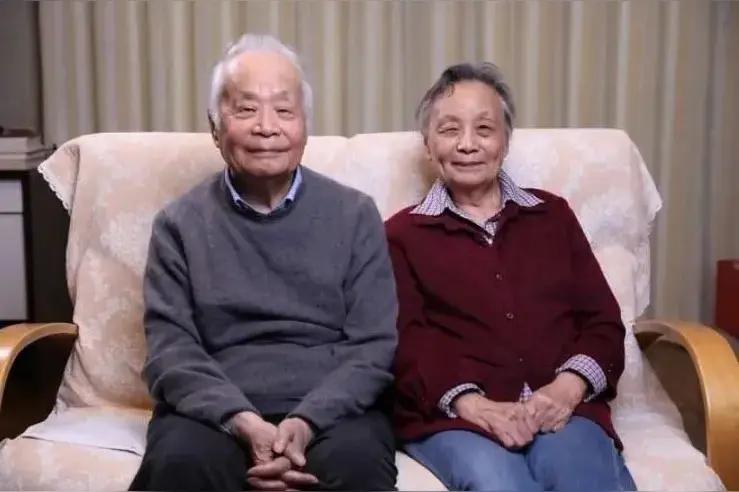 王铎：我特别喜欢何祚庥院士夫妇，他们有很强的洞察力。