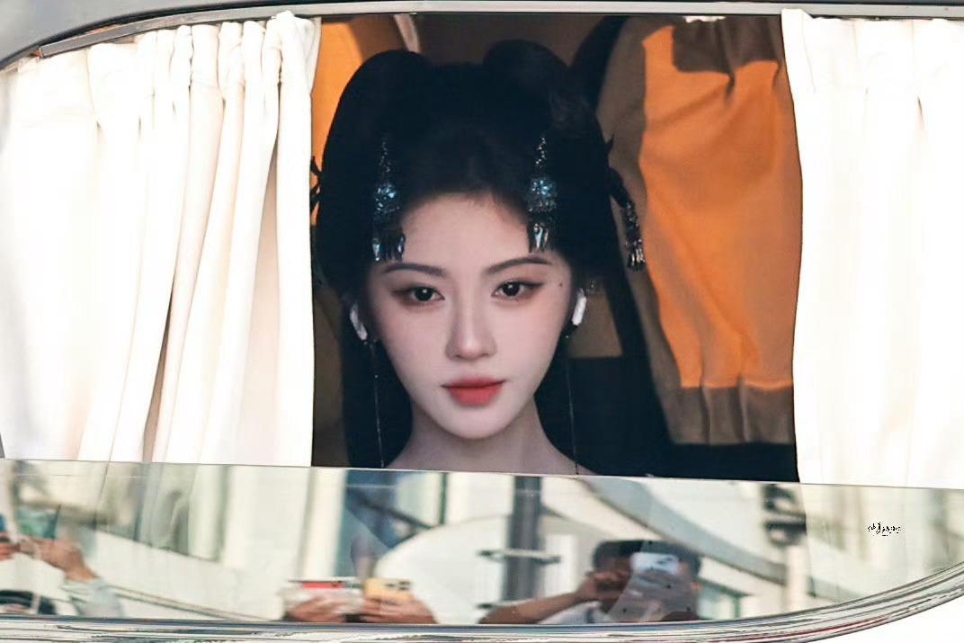 🍊💙鞠婧祎苏绿夏 🍊💙鞠婧祎  ♡ ⑅ +.追星 一种无解的爱.+ ⑅ 