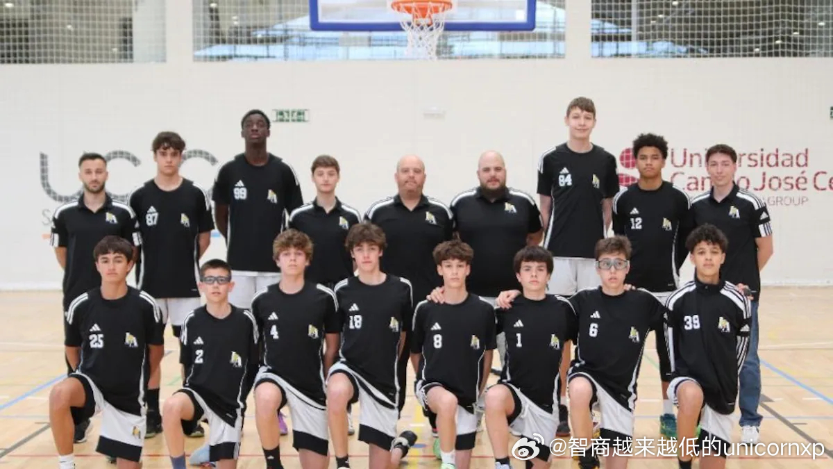 乌克兰小巨人Platon Shurmel(2011-215cm-C)被西班牙篮协