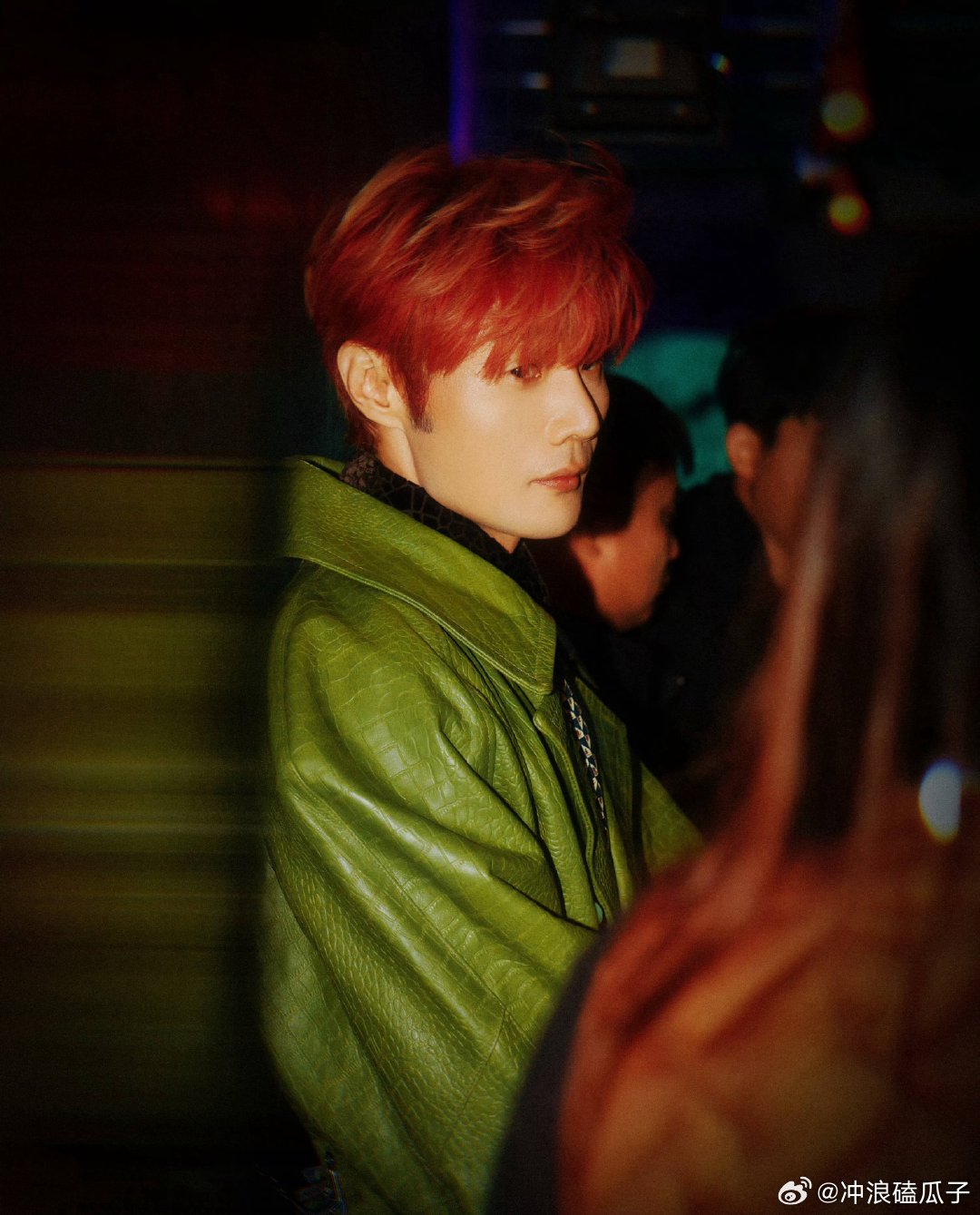 李荣浩 哪个250会抄的一模一样只知道李荣浩能坦坦荡荡回应一切问题 