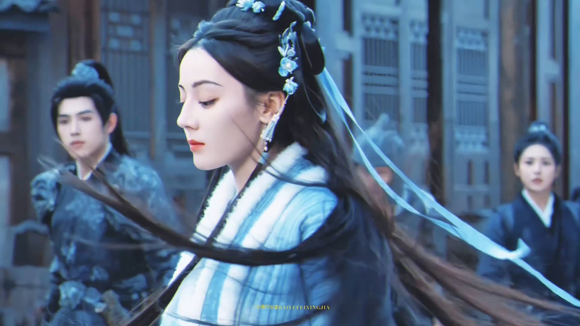 看不懂吗？看不懂就对了毕竟看多了低端表演自然看不懂更高级的演技啦！！迪丽热巴这个