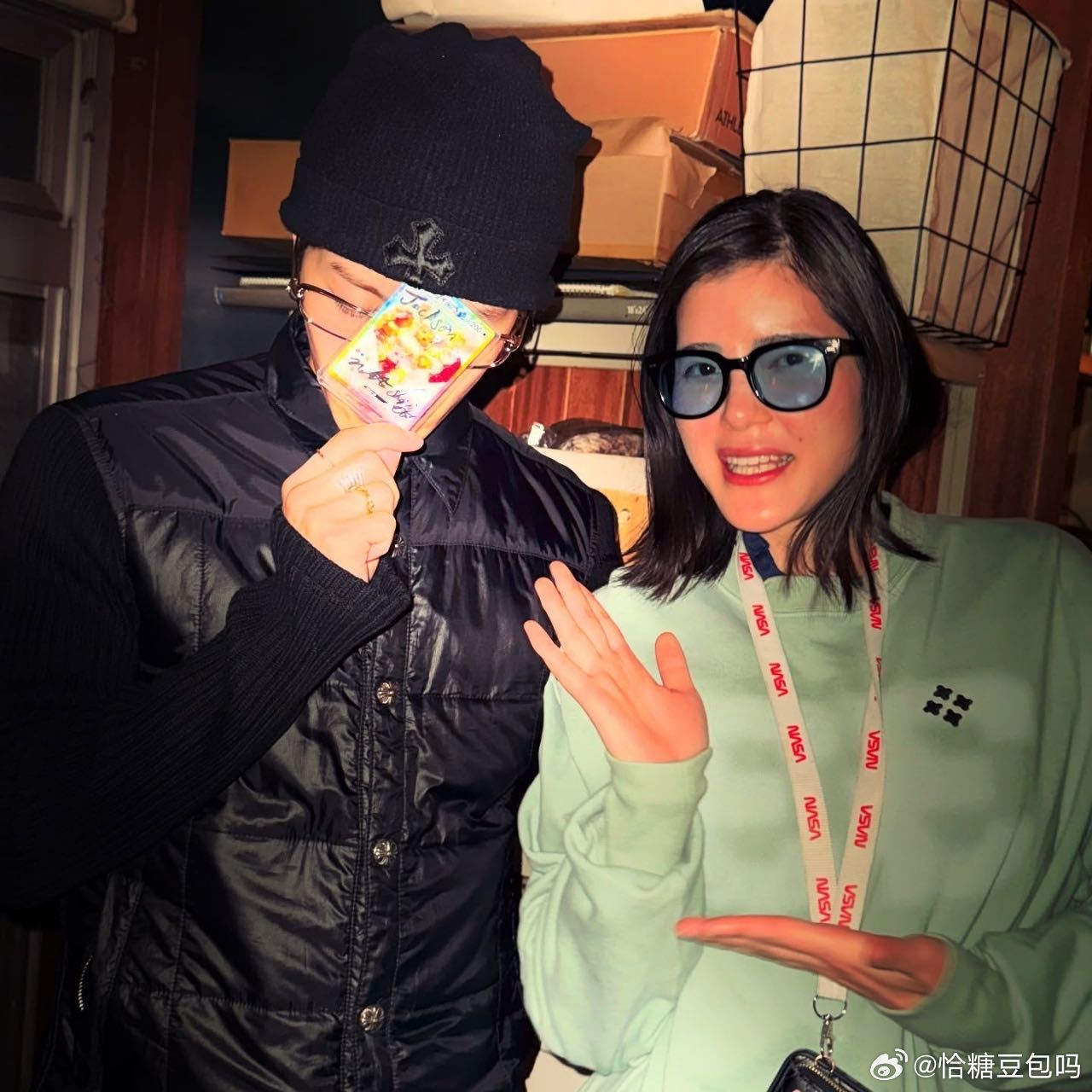 王嘉尔的跟拍我梦里的工作 作为王嘉尔的跟拍，能看到他工作时的全貌，还能记录下他的