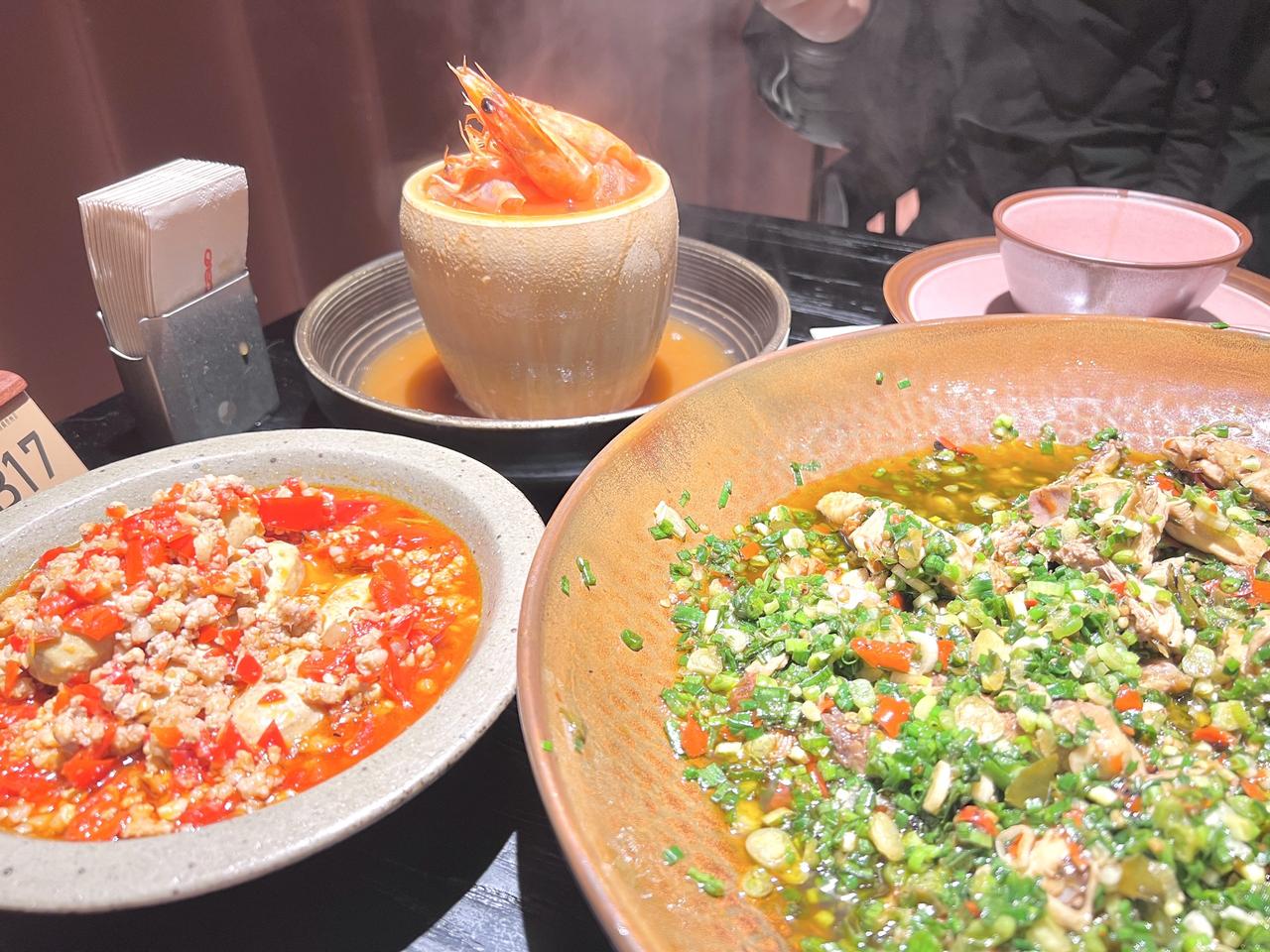 🌶在新乡也能吃到正宗的贵州菜啦！发现了一家超赞的野樱桃，必须来给大家分享一下！