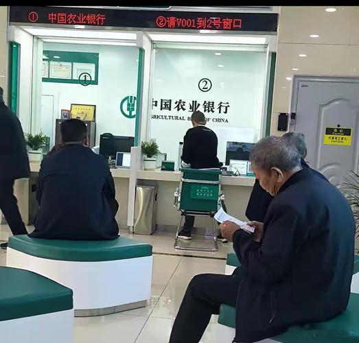 帮助他人快乐自己

记得当年毛泽东主席曾经说过，一个人做点好事并不难，难你是辈子