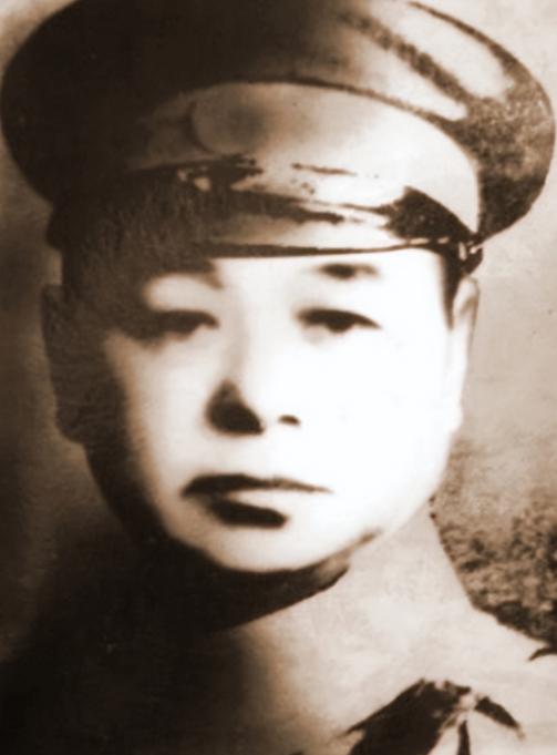 1977年，83岁的抗日名将范绍增在郑州去世，遗体遭到12个儿女的哄抢，导致无法