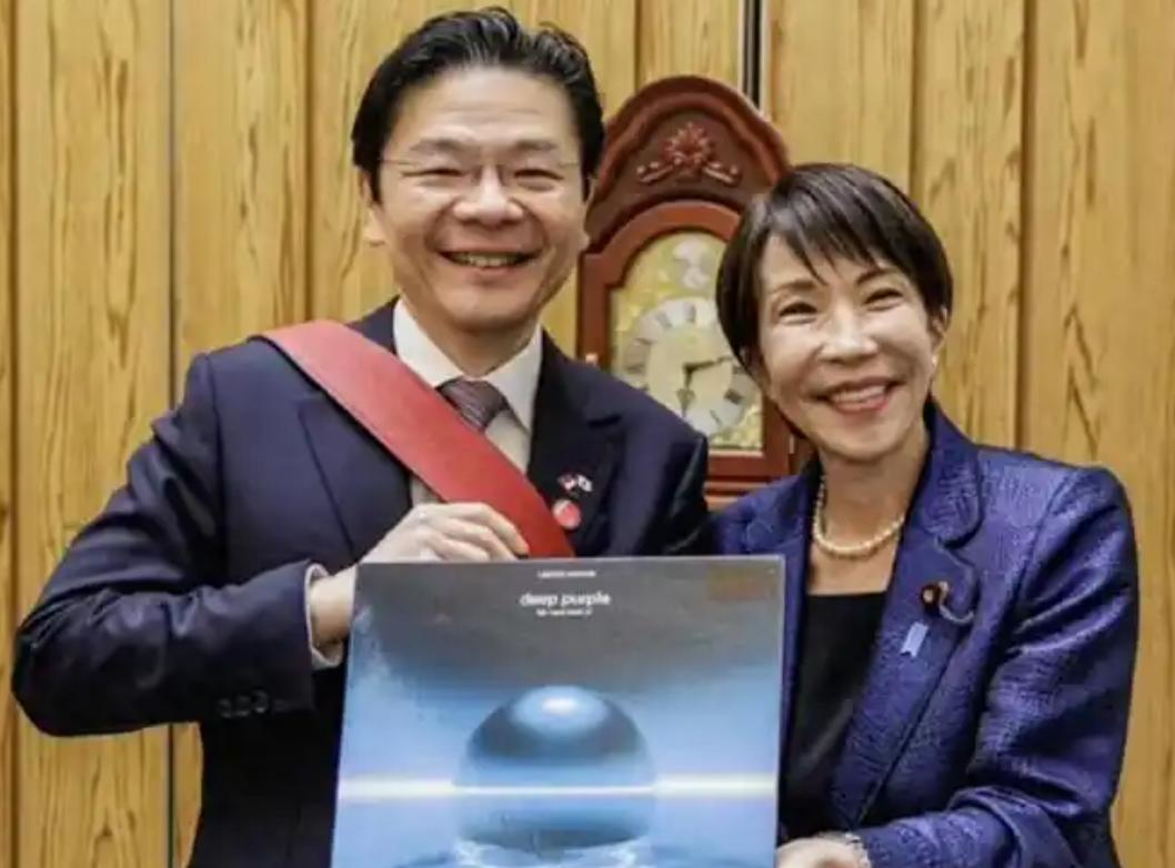 坡村总理黄循财最近几天在中国，但来中国之前去岛国日本与前几天在美国“大放异彩”的