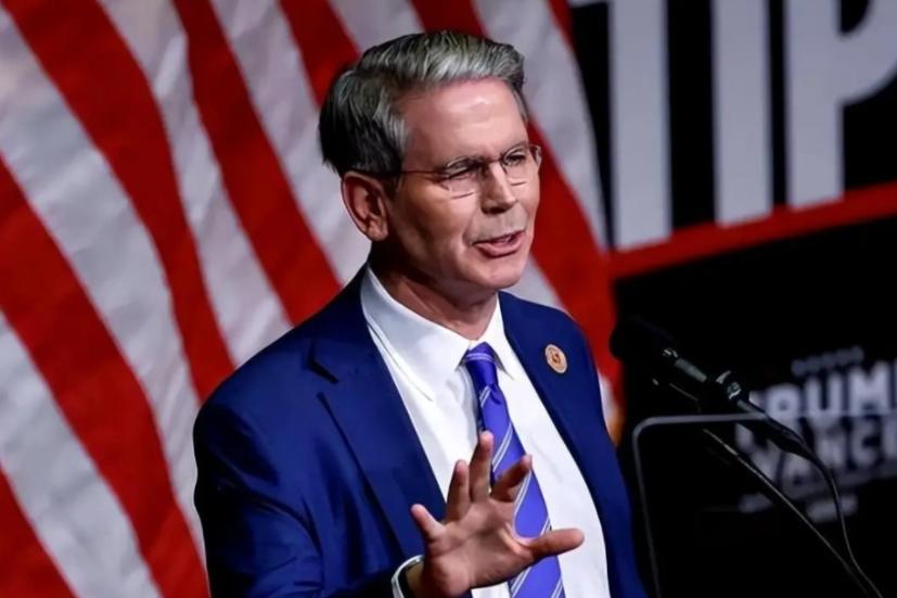 美国不怕中国的航空母舰，也不怕中国的核武器，甚至不怕中国的稀土管控，只有一点是他