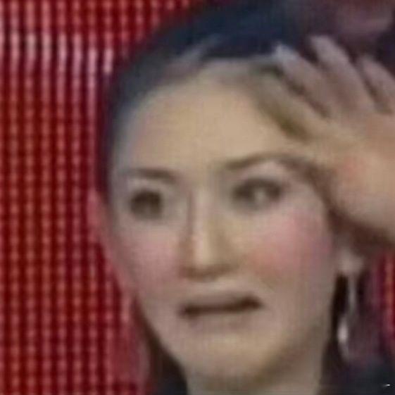 艾米高考拒绝签名被吐槽人家要高考  你跑去要签名  这不是胡闹呢吗