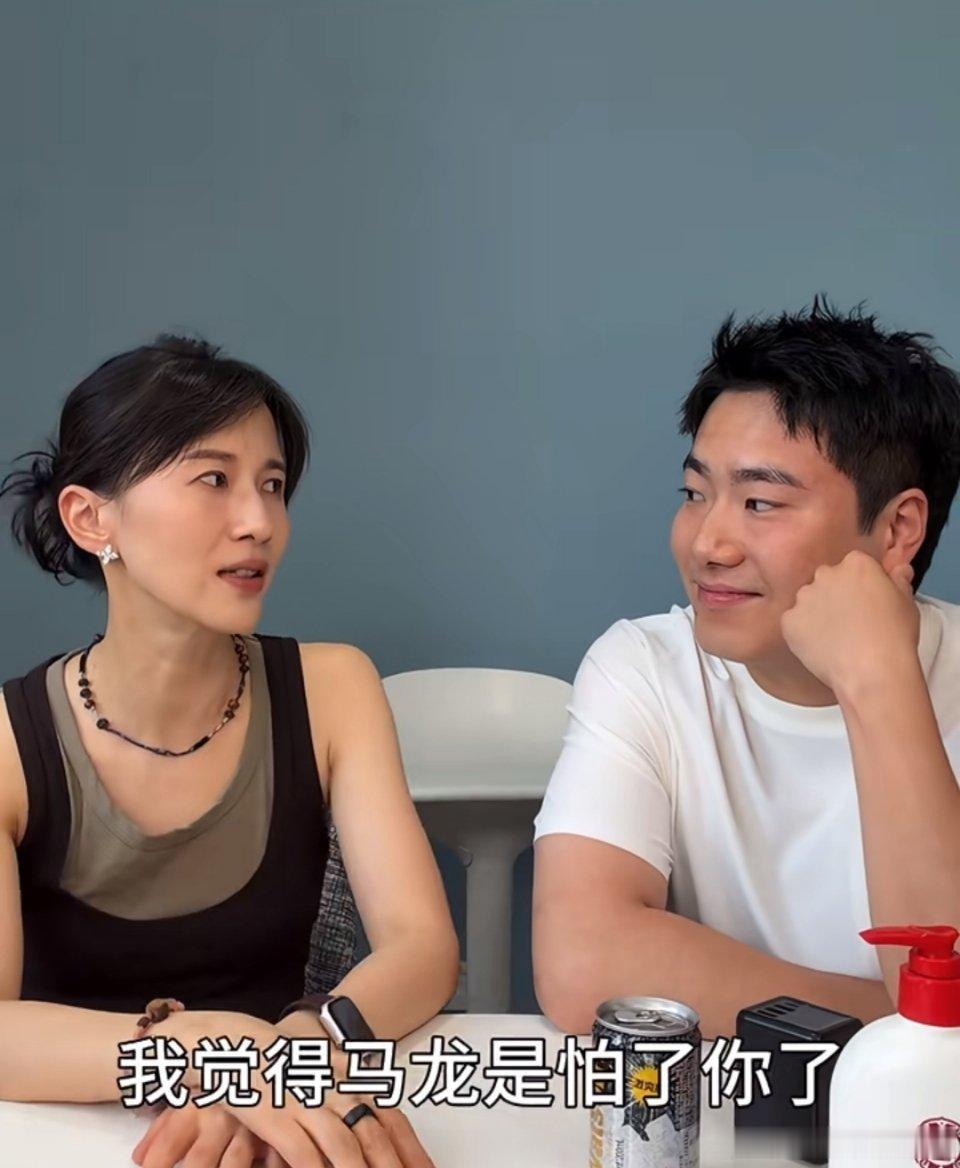 papi酱称马龙怕输退役那就是句节目效果的玩笑话，任何人都知道不是那么回事儿，所