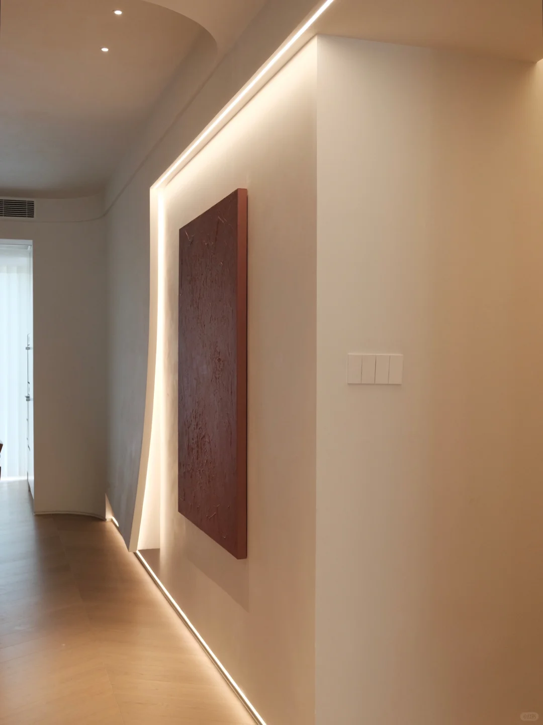 奶油侘寂风的家🏠｜开关插座选什么品牌