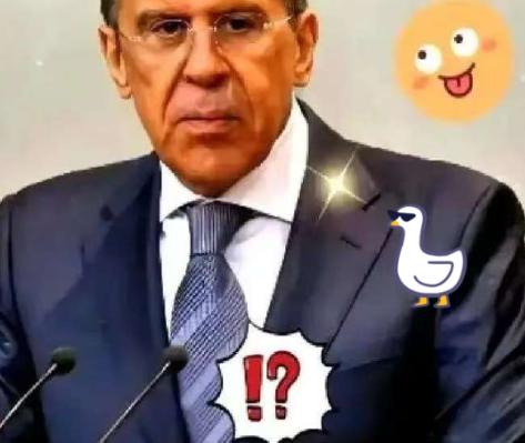 你能想象吗？你花了半辈子，战战兢兢，在克里姆林宫里当间谍，都快摸到权力之巅了。结