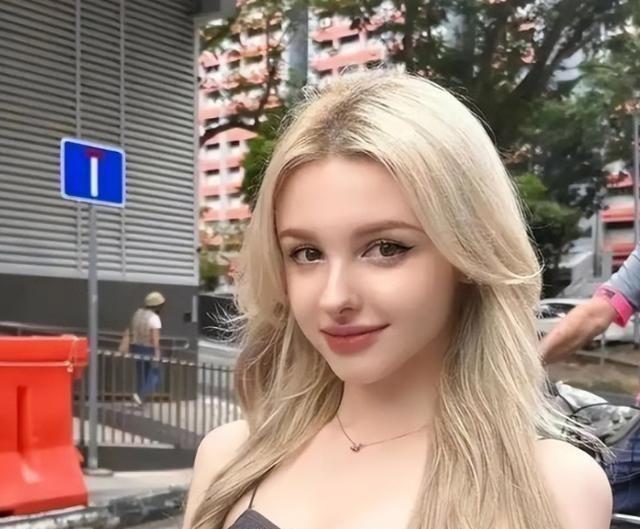 乌克兰的情况有多糟糕，看女人就知道。如今乌克兰连60岁以上的男性都被纳入了自愿征