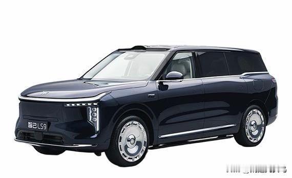 智己的外观我一直很喜欢，这次旗舰SUV LS9这个外观也是很打动我
仰望U8L的