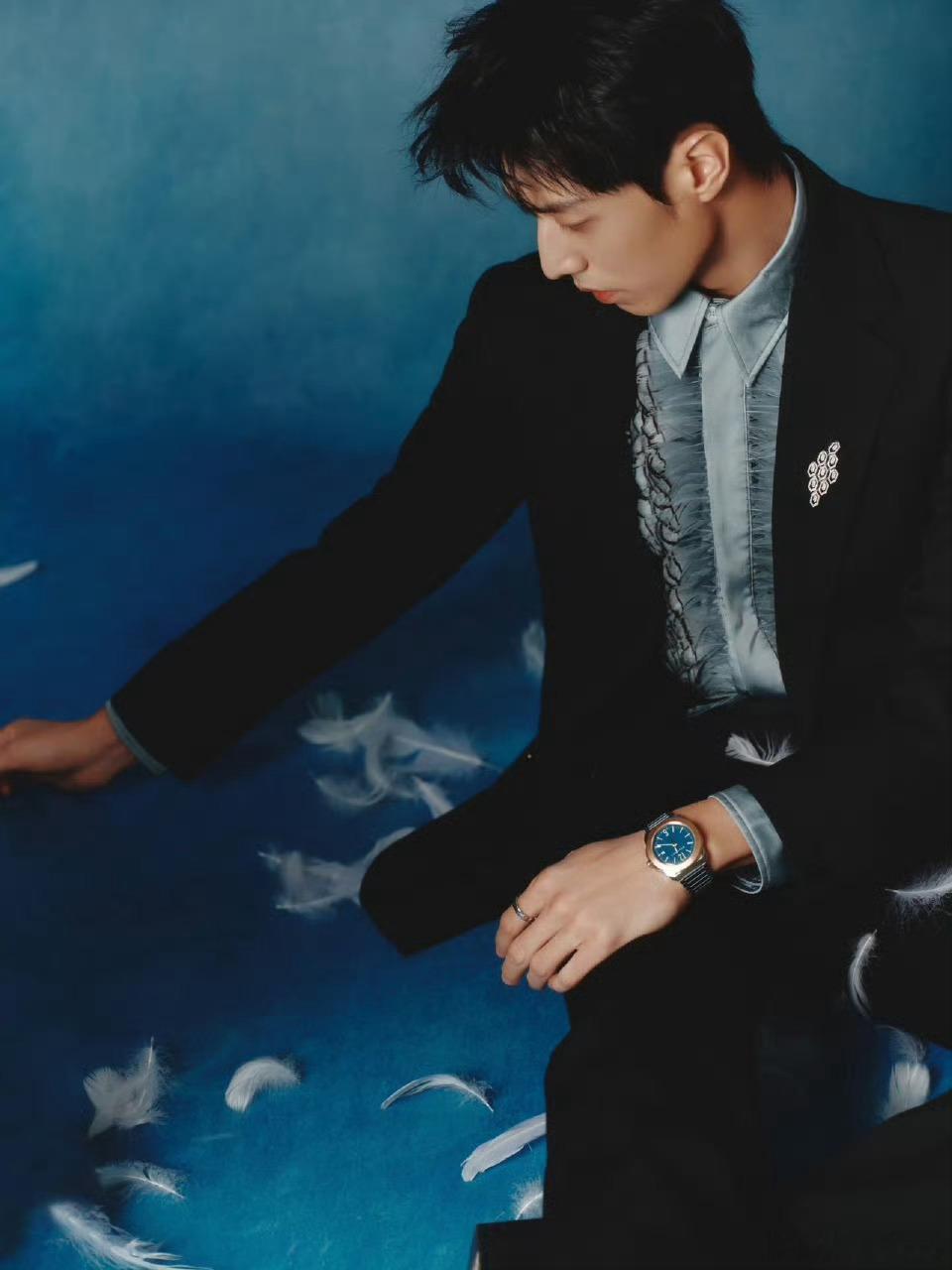 陈妍希陈靖可同台 恭喜陈靖可斩获年度突破剧集演员，和同样拿奖的陈妍希并肩领奖，从