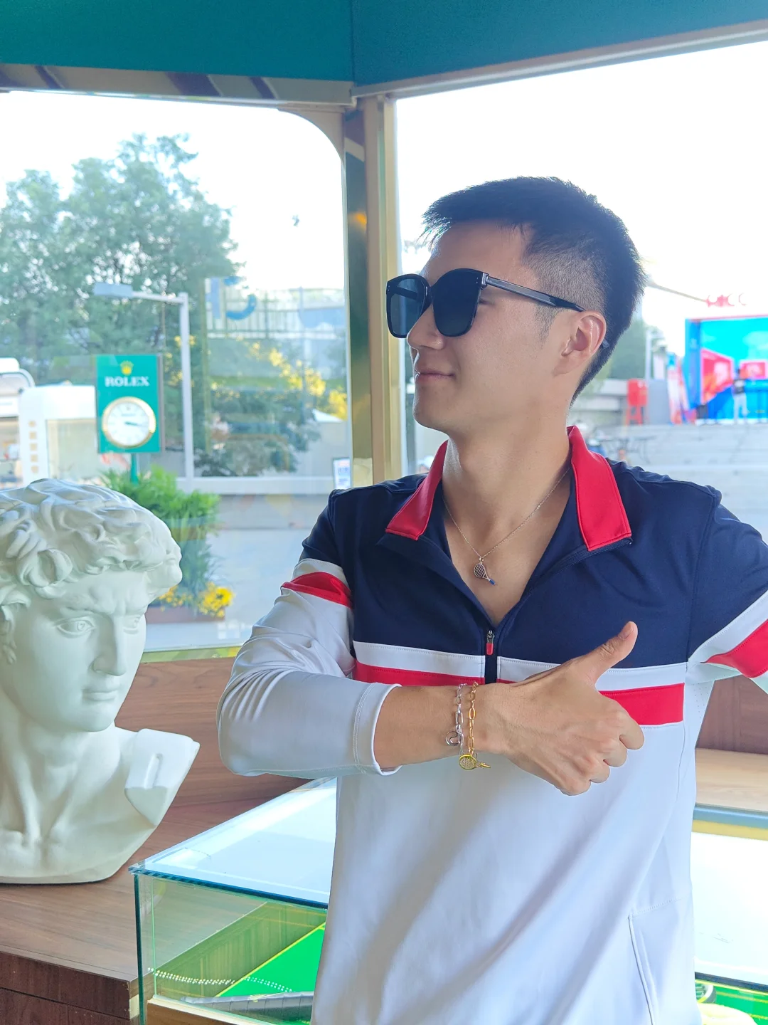 球星们的每一次挥拍 都如钻石般闪耀璀璨
