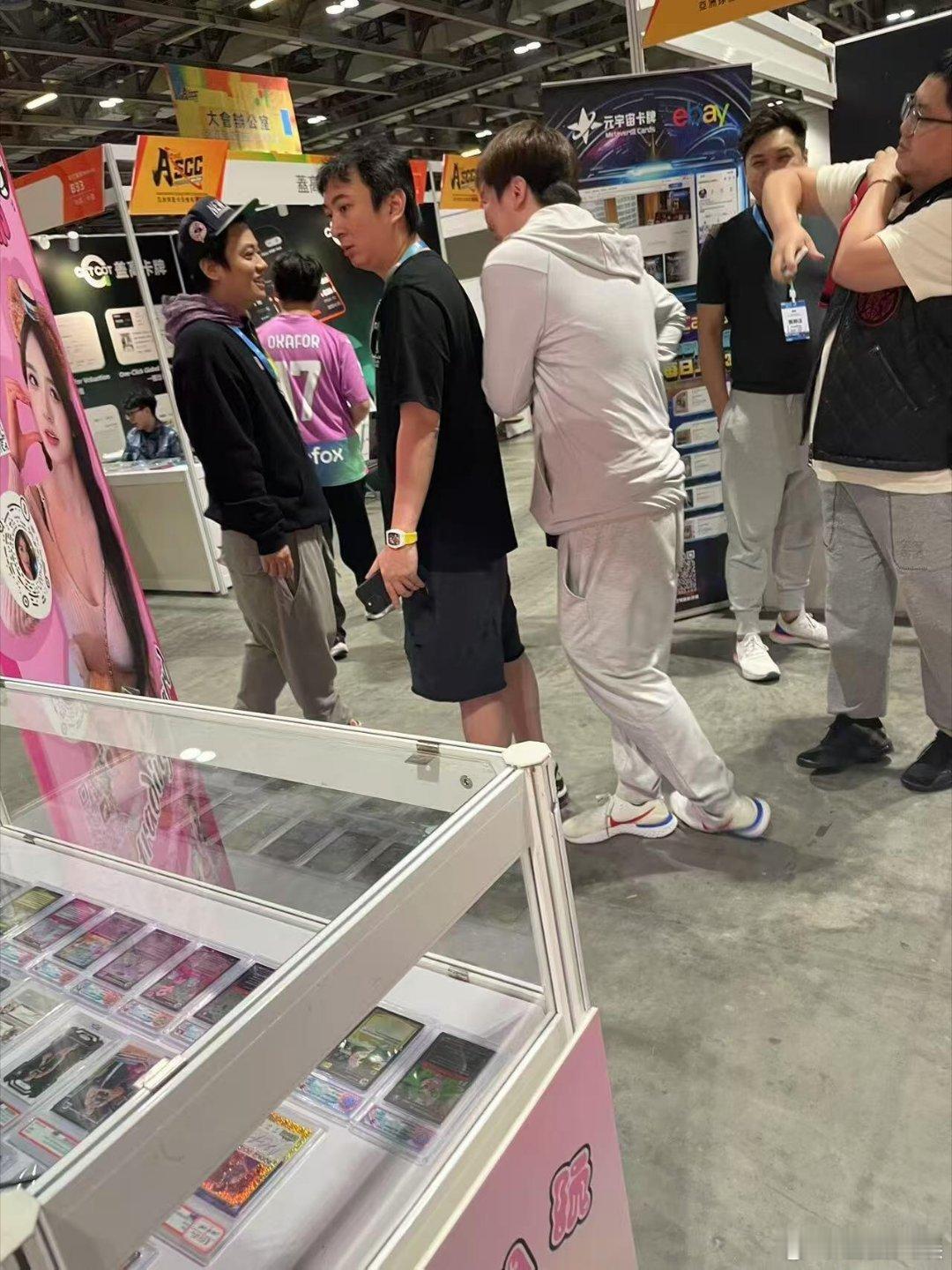 #澳门偶遇王思聪##王思聪澳门看展#偶遇王思聪澳门看展 ​​​